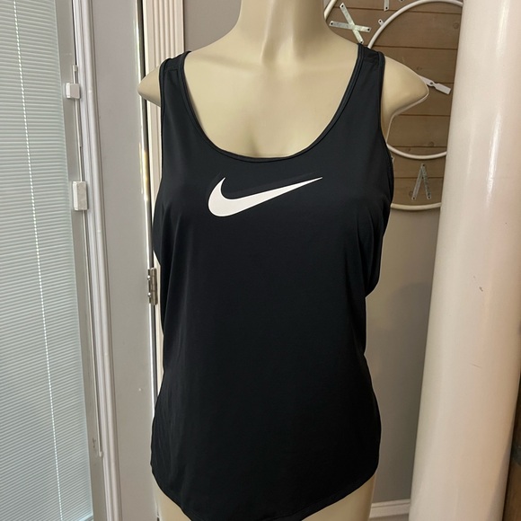 Nike - Picture 8 of 8